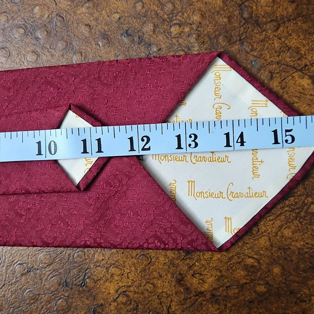 Monsieur Cravatieur 1970s CLASSIC Clip On Tie.